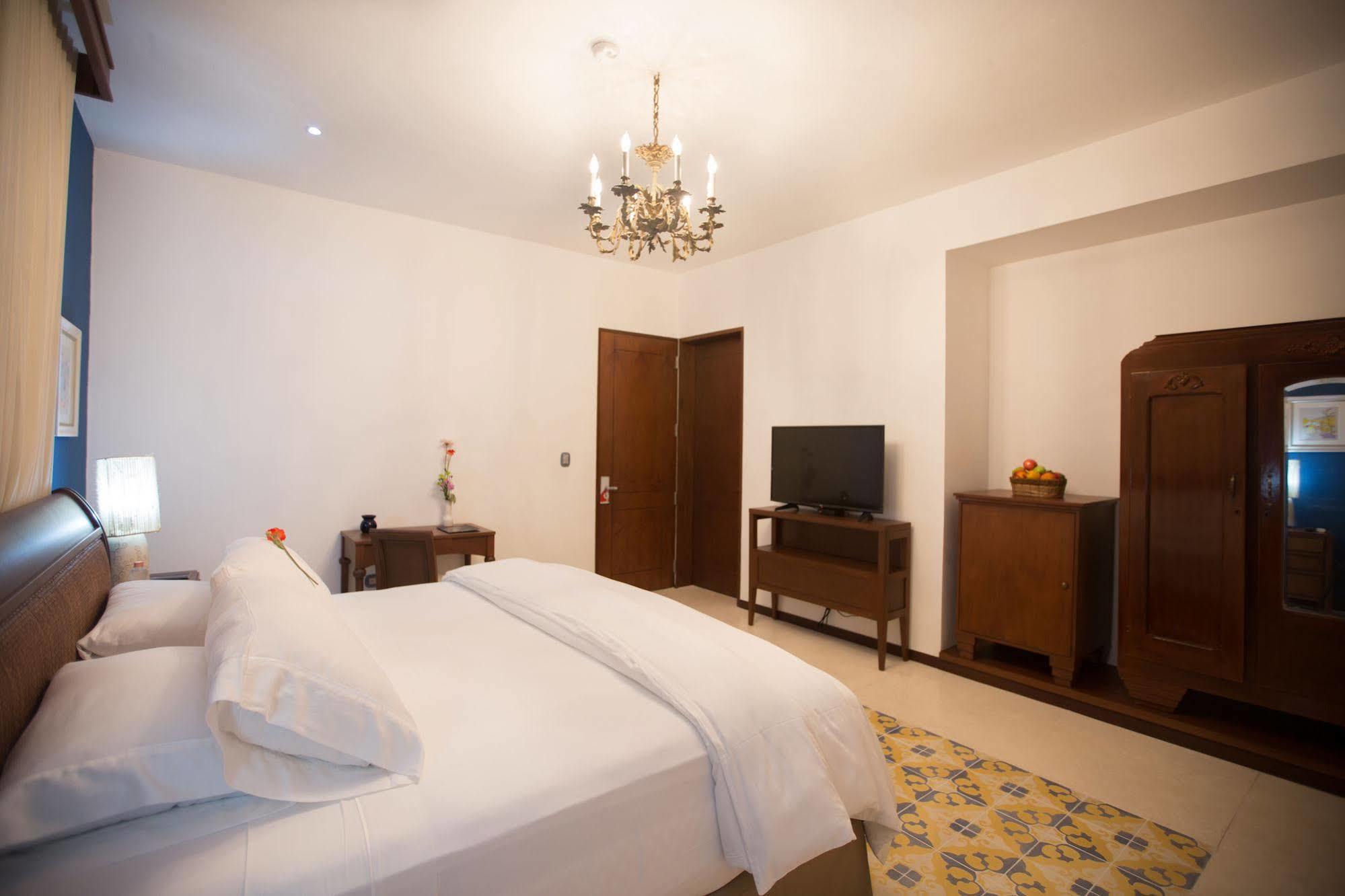 Delfina Boutique Hotel Merida Exterior photo